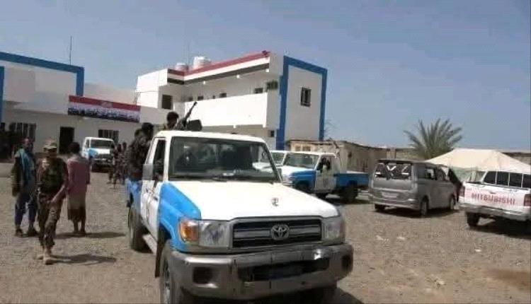 الأجهزة الأمنية تحيل أربعة متهمين "بتهريب ذخائر" إلى النيابة العامة بالمخا