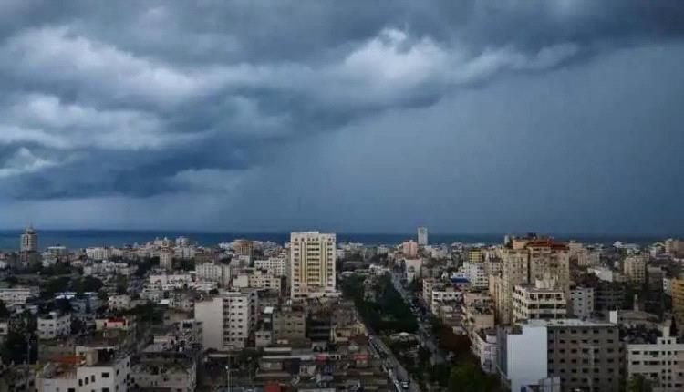 في السواحل.. الأرصاد يحذر من أجواء حارة ورياح قوية
