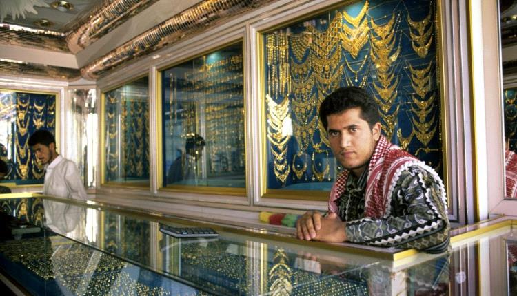 ارتفاع قياسي لأسعار الذهب في اليمن