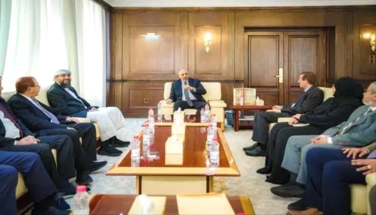 الزُبيدي يوجّه بسرعة إعادة فتح المحاكم واستئناف العمل القضائي في عدن