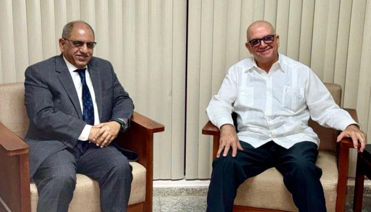 سفير اليمن في كوبا يبحث تعزيز التعاون الثنائي مع الخارجية الكوبية