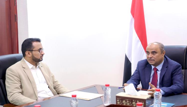 رئيس الوزراء يوجه الهيئة العامة للأراضي بمنح فرصة نهائية للمستثمرين غير الملتزمين أو سحب الأراضي الممنوحة لهم