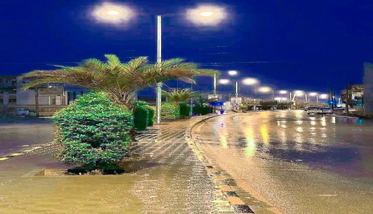 مأرب.. الدفاع المدني يحذر من مخاطر الأمطار الغزيرة والسيول