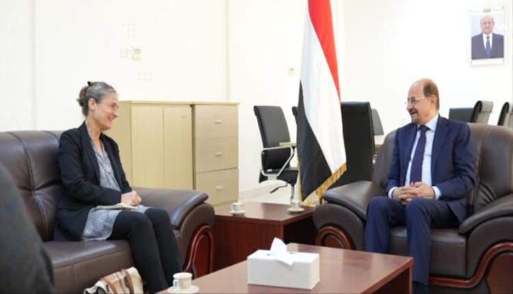 وزير الخارجية يبحث مع السفيرة الهولندية العلاقات الثنائية بين البلدين