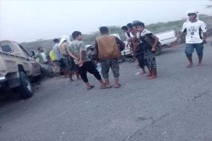 وفاة شخصين وإصابة ثلاثة آخرين بحادثين منفصلين في أبين