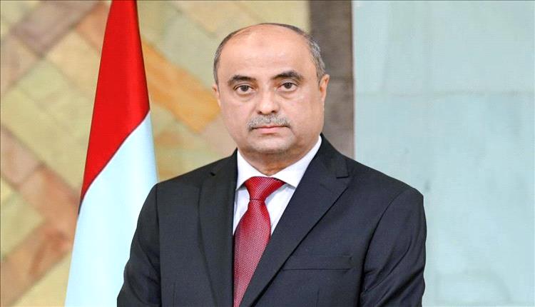 رئيس الوزراء سالم بن بريك يغادر إلى الرياض لمتابعة المستجدات الأخيرة