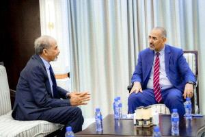 الزُبيدي والصبيحي يبحثان مستجدات الأوضاع وسبل توحيد الجهود لدعم القوات المسلحة الجنوبية