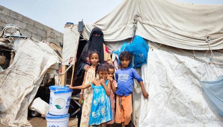 معاناة النازحين تحت وطأة تقليص المساعدات الإنسانية