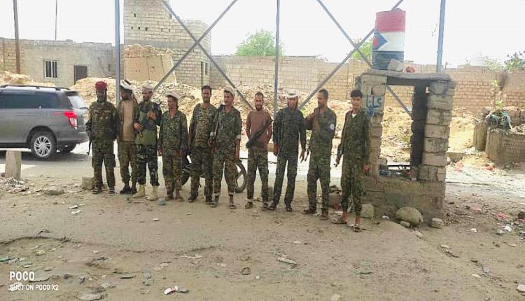 أفراد الحزام في لودر يعبرون عن رفضهم مغادرة المدينة لخوض دورة تدريبية ويطالبون بالدعم