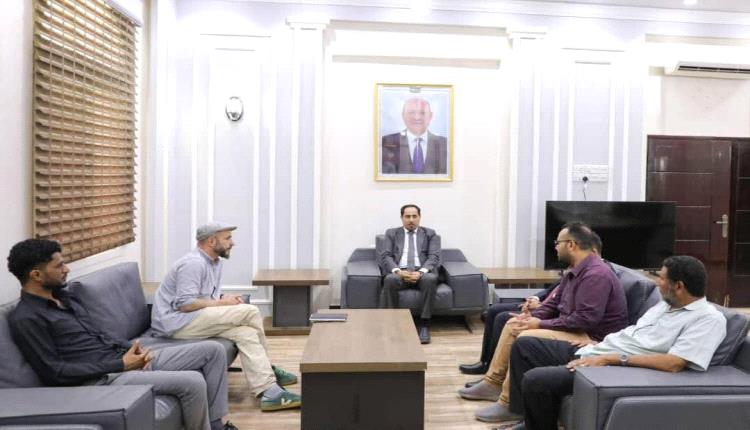 الوزير البكري يبحث مع "منظمة أطباء بلا حدود" تعزيز التعاون المشترك