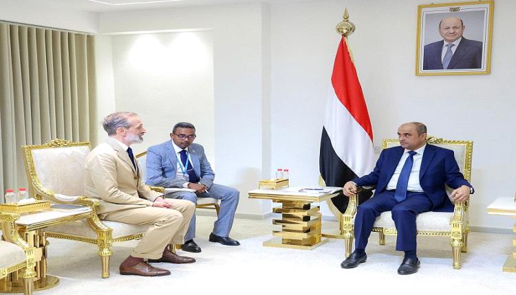 رئيس الوزراء يستقبل المنسق المقيم للأمم المتحدة في اليمن