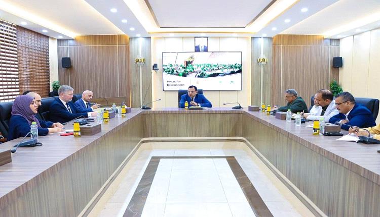 السقطري يبحث مع وفد من البنك الدولي تحضيرات إطلاق مشاريع الزراعة والري والأمن الغذائي