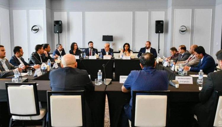 مسؤول حكومي: مفاوضات الأسرى مع الحوثيين توقفت لرفضهم التعامل مع قاعدة "الكل مقابل الكل"