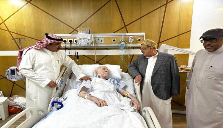 البركاني يطمئن على صحة الحكم صالح النهدي