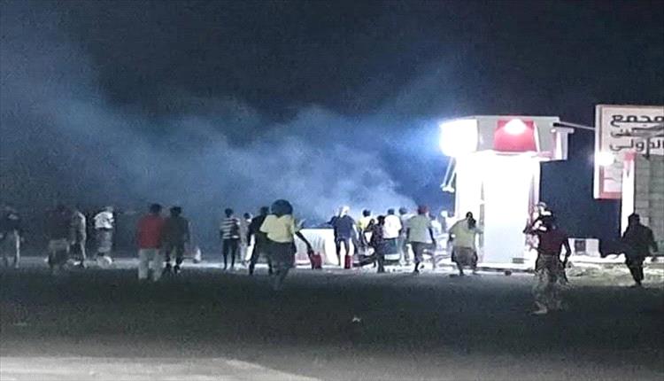 انفجار بمحطة غاز في مجمع دوفس التجاري بأبين