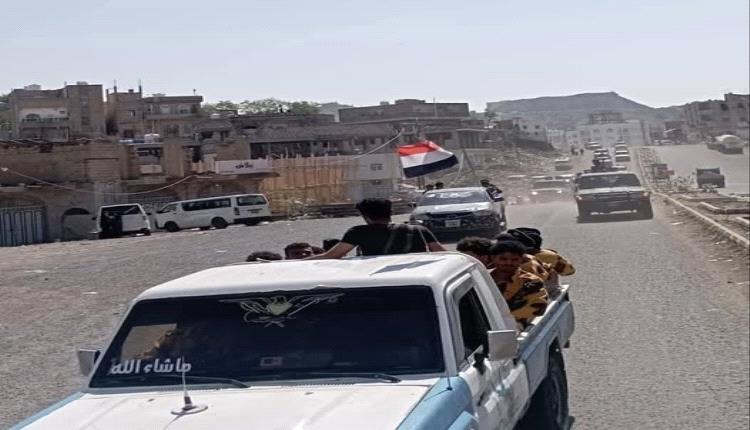 شرطة تعز تضبط مطلوبًا أمنيًا في قضايا جنائية متعدّدة