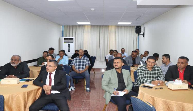 الشئون البحرية تُطلق برنامج تدريب المدربين حول الاستجابة لحوادث التلوث النفطي وحماية البيئة البحرية