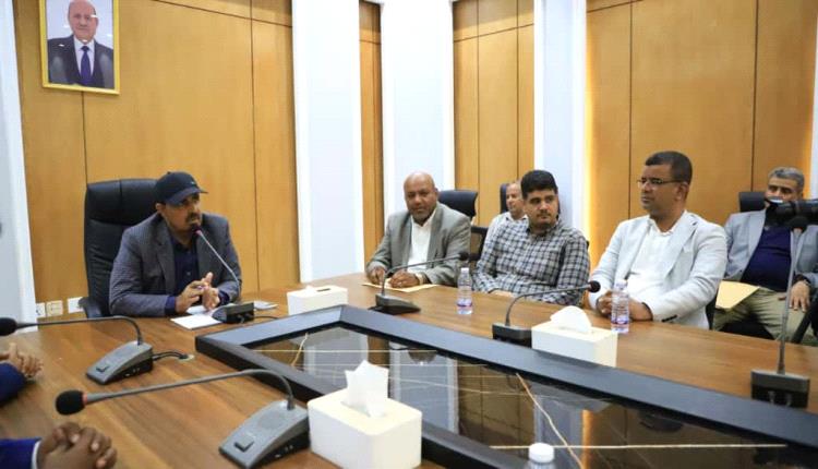 المحافظ بن ماضي يشيد بروح العزيمة والإصرار التي تحلّى بها اللاعبون والجهازان الفني والإداري للفريق