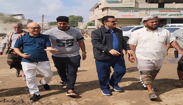 الداؤودي يدشن مشروع إنشاء دوار بئر فضل بتمويل مؤسسة السعيد للسيراميك