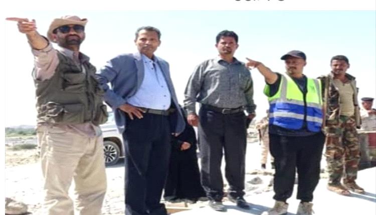 محافظ أبين يطّلع على تقدم العمل في سد حسان ويثمّن وتيرة الإنجاز المتسارعة