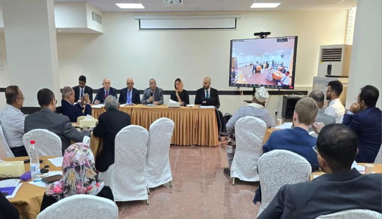 بحضور وزير الصناعة انعقاد فعالية الحوار بين القطاعين العام والخاص بعدن
