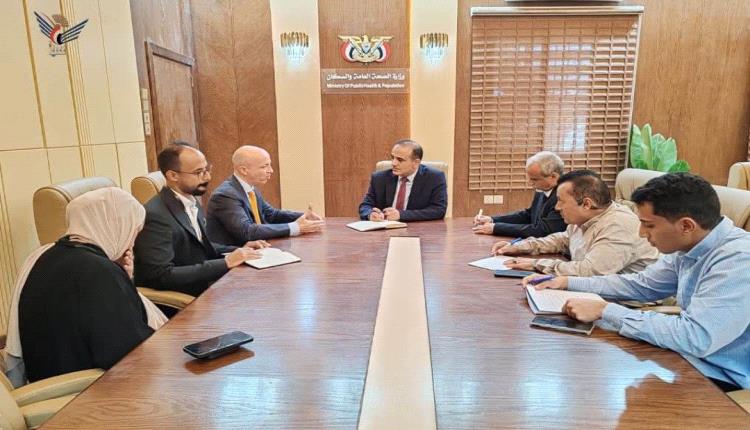 وزير الصحة يبحث مع صندوق الأمم المتحدة للسكان تعزيز الشراكة ودعم أولويات القطاع الصحي