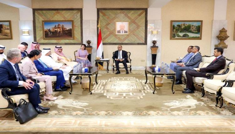 سفراء الدول الراعية للعملية السياسية يؤكدون دعمهم لرئيس الوزراء وجهود الحكومة