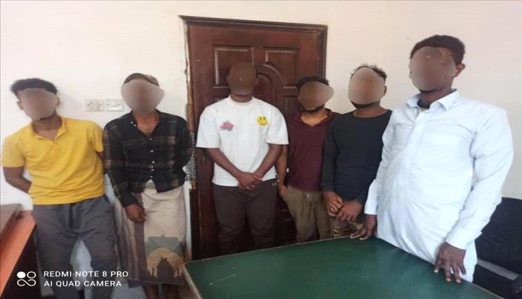 إحباط محاولة تزوير وثائق رسمية في مركز الأحوال المدنية بعدن