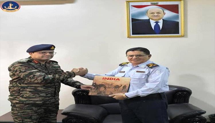 خفر السواحل تبحث مع الملحق العسكري الهندي تعزيز التعاون في الأمن البحري والتدريب