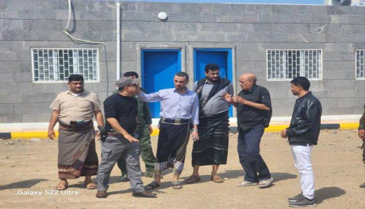 لجنة من وزارة العدل تزور إصلاحية السجن المركزي بمدينة المخا