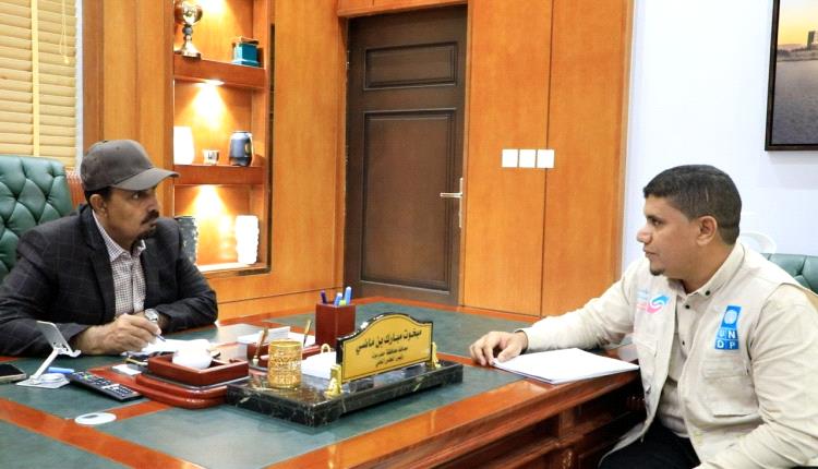 محافظ حضرموت الأستاذ مبخوت بن ماضي يطلع على مخرجات مشروع 