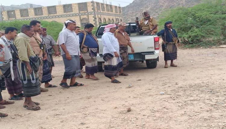 جهود قبلية تنجح في إيقاف نزاع مسلح بالمحفد – أبين