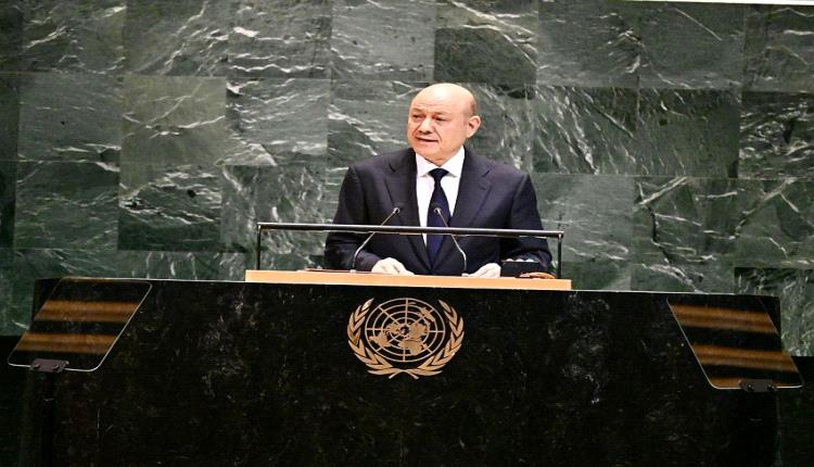 رئيس مجلس القيادة يدعو الى تحالف دولي لمكافحة ارهاب مليشيات إيران في اليمن والمنطقة