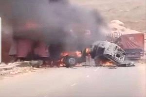 حادث تصادم مروع في المهرة يخلف وفاة سائق وخسائر مادية تقدر بـ20 مليون ريال