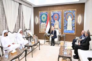 رئيس مجلس القيادة يشيد بالتدخلات الاماراتية في مجال الطاقة الكهربائية