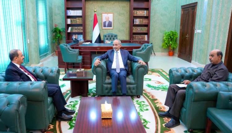 عضو مجلس القيادة محمود الصبيحي يلتقي وزير الإعلام ويوجه بحشد كافة الامكانيات لدعم معركة الوعي