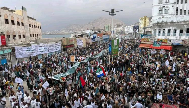 أبناء حضرموت ينظمون وقفتين حاشدتين تنديدًا بالاعتداءات الإيرانية على المملكة العربية السعودية والدول العربية