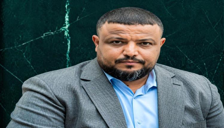 وكيل وزارة الإعلام يدعو لتعميم تجربة أبين في إنهاء الجبايات غير القانونية واستعادة هيبة الدولة