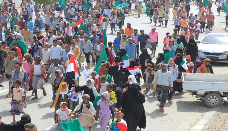 أبناء الحديدة يشاركون في تظاهرة جماهيرية حاشدة  تضامنا مع المملكة العربية السعودية ودول الخليج والاردن