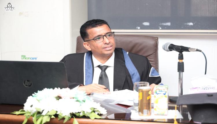 جامعة قناة السويس تمنح باوزير الدكتوراه في إدارة الأعمال عن بحث في التنافسية المستدامة