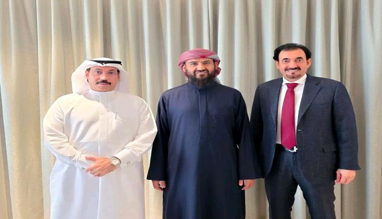 المحرّمي يلتقي نجلي الرئيس الأسبق علي سالم البيض ويؤكد أهمية توحيد الجهود الوطنية لتعزيز الاستقرار