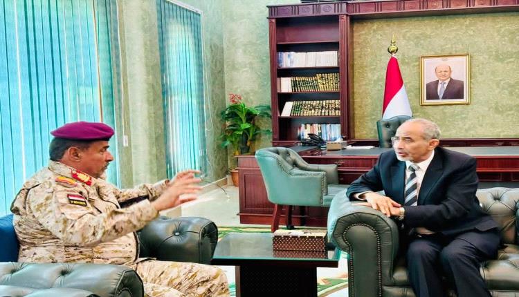 عضو مجلس القيادة الصبيحي يطلع مستوى الجاهزية القتالية للوحدات العسكرية في محور ابين