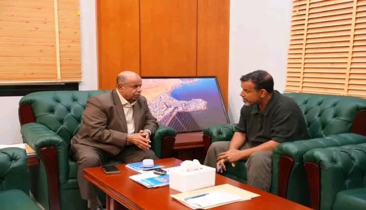 عضو مجلس القيادة الخنبشي يؤكد على تعزيز الأمن ورفع كفاءة أجهزة الشرطة بالمكلا