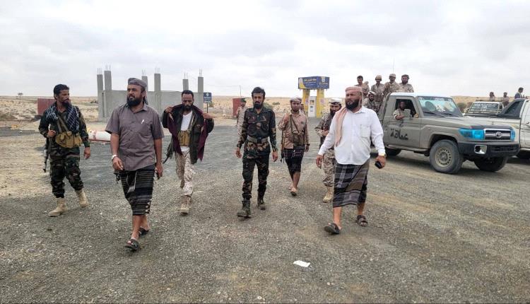 لحج.. تواصل حملة رفع العشوائيات وضبط المتلاعبين بالاسعار في طورالباحة