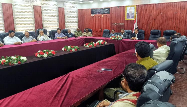 أمين محلي المهرة يدشن ورشة إدارة مخاطر الكوارث والتكيف مع تغير المناخ