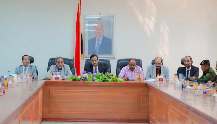 المكتب التنفيذي بشبوة يُقرّ إنشاء مصفاة نفطية في العقلة