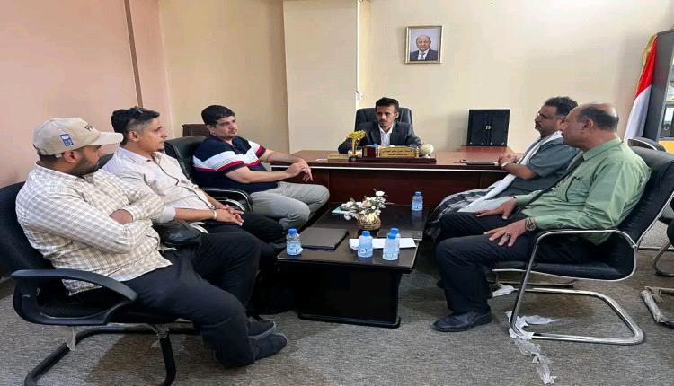 وكيل حضرموت الجيلاني يلتقي منسق مشروع “تعزيز الوصول الشامل للعدالة” بالمكلا