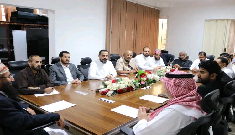 وزير الأوقاف يناقش مع مجموعة العبير الطبية جاهزية الخدمات الصحية لحجاج بلادنا