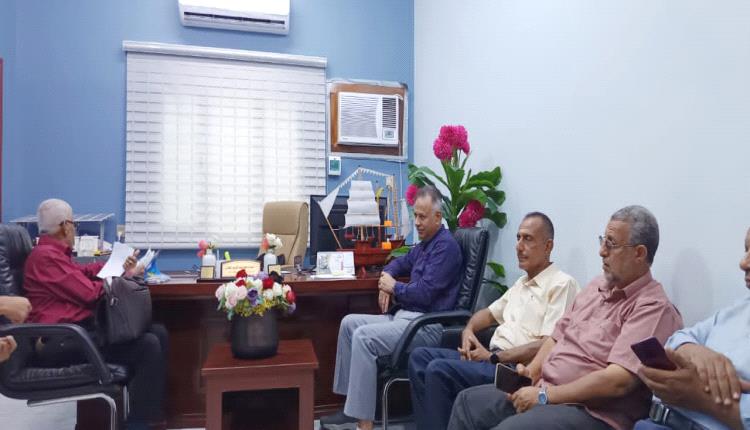 الموسيقار بن غودل والجاوي يناقشان تنشيط العمل الثقافي والفني في مديرية المعلا