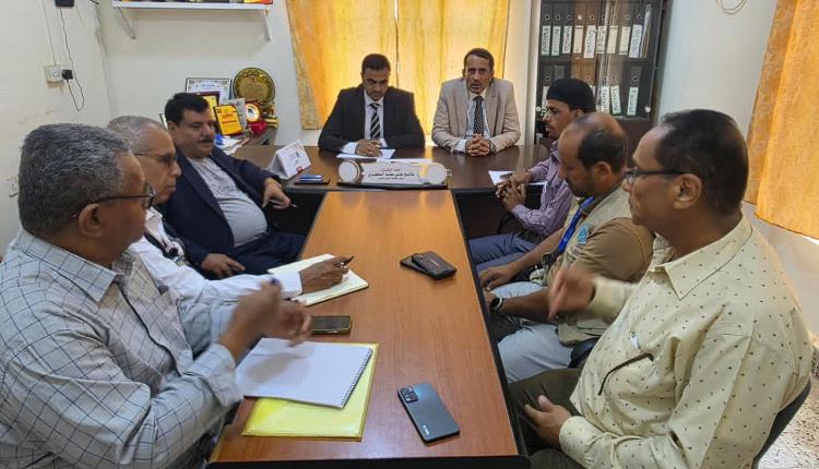 وفد وزارة الزراعة والري ومنظمة الفاو يلتقي وكيل محافظة أرخبيل سقطرى القائم بأعمال المحافظ